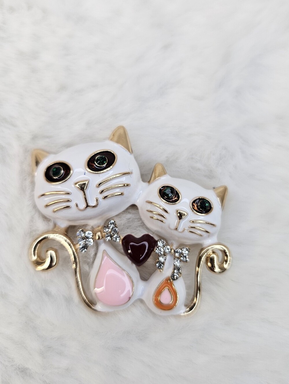 White Cat Brooch Pin NWOT
